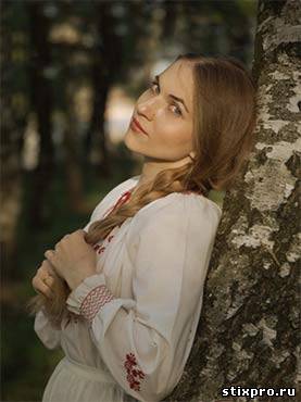 Есть женщины в русских селеньях стихи